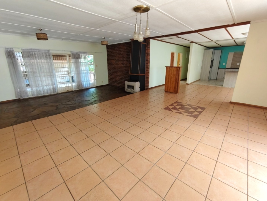 To Let 3 Bedroom Property for Rent in Generaal De Wet Free State